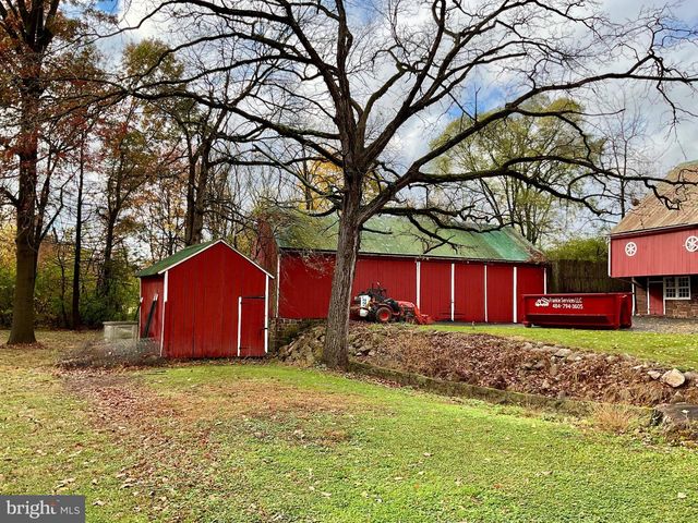 1145 READING RD, Narvon, PA 17555