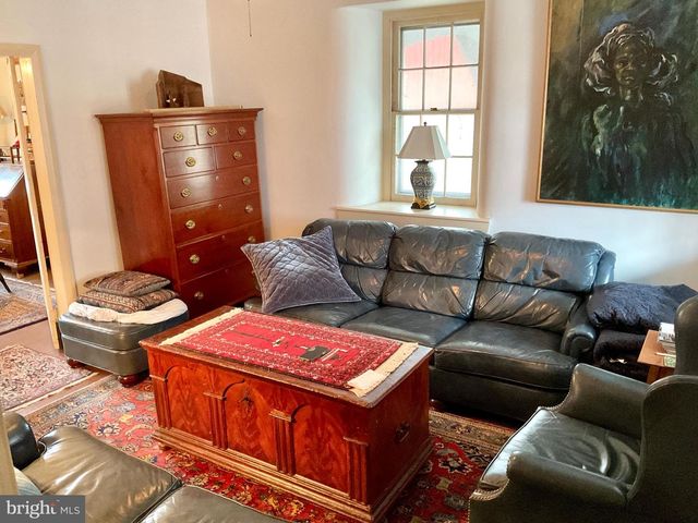 1145 READING RD, Narvon, PA 17555