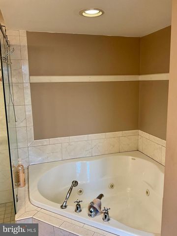 1145 READING RD, Narvon, PA 17555