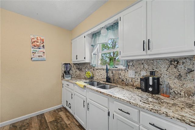 1003 SW 2nd Street, Bentonville, AR 72712