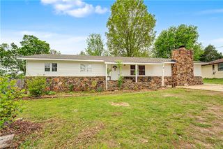 1003 SW 2nd Street, Bentonville, AR 72712