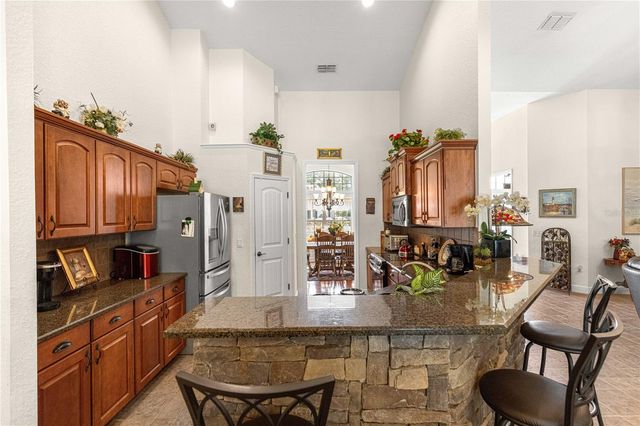 10304 SE 41ST TERRACE, Belleview, FL 34420