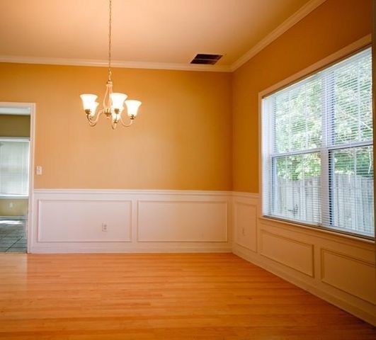 589 Reading Court, Lawrenceville, GA 30043