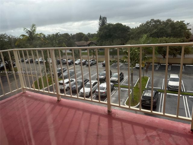 13120 SW 92nd Ave B-417, Miami, FL 33176