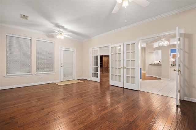 5122 Tidewater Court, Pasadena, TX 77505