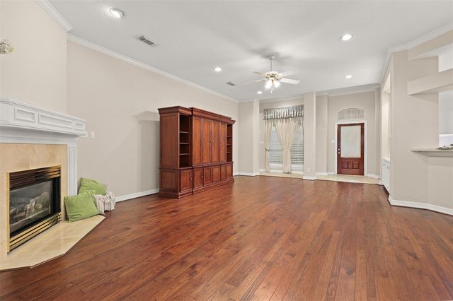 5122 Tidewater Court, Pasadena, TX 77505