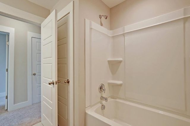 222 Creek Pointe Drive Drive, Moncks Corner, SC 29461