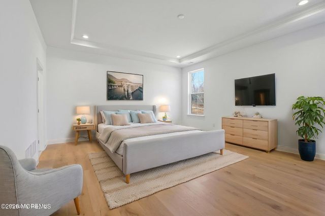 15 Ashlynn Court, Manalapan, NJ 07726