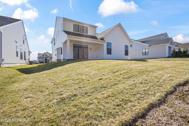 15 Ashlynn Court, Manalapan, NJ 07726