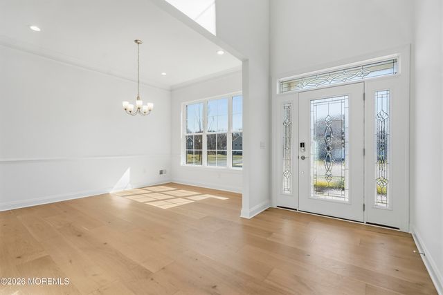 15 Ashlynn Court, Manalapan, NJ 07726