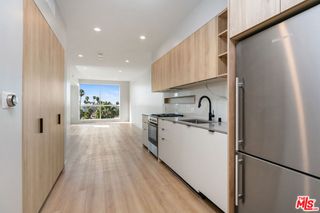 12431 Rochester Avenue 403, Los Angeles, CA 90025