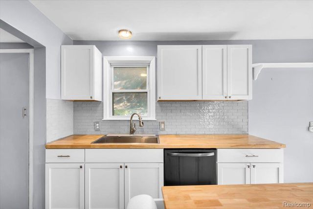 2311 Kalama Avenue, Royal Oak, MI 48067