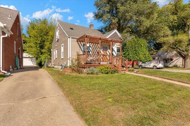 2311 Kalama Avenue, Royal Oak, MI 48067