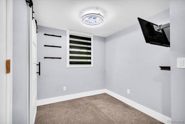 2311 Kalama Avenue, Royal Oak, MI 48067