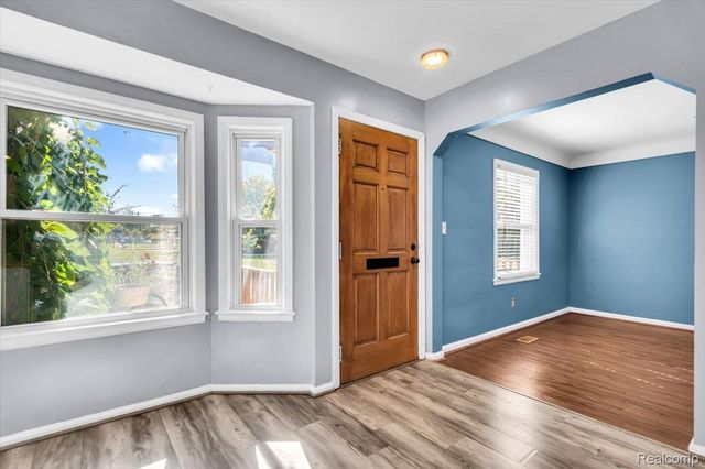 2311 Kalama Avenue, Royal Oak, MI 48067