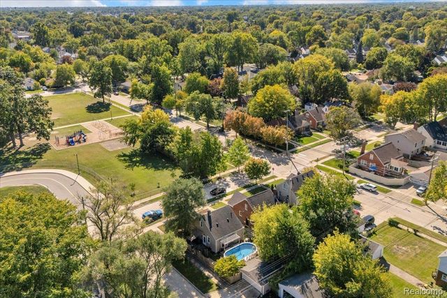 2311 Kalama Avenue, Royal Oak, MI 48067