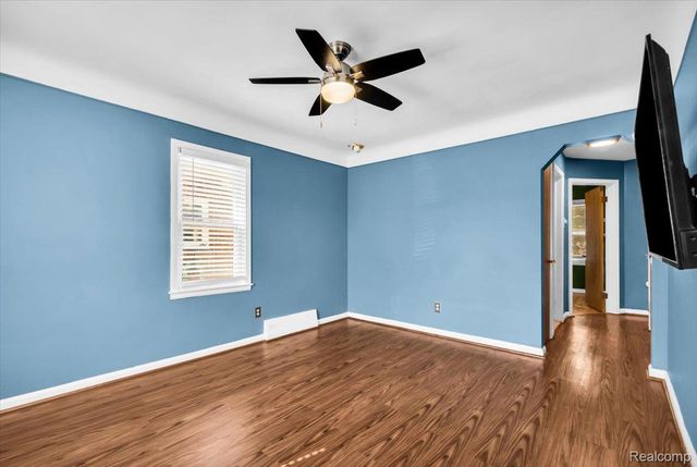 2311 Kalama Avenue, Royal Oak, MI 48067
