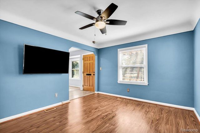 2311 Kalama Avenue, Royal Oak, MI 48067