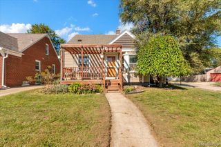 2311 Kalama Avenue, Royal Oak, MI 48067