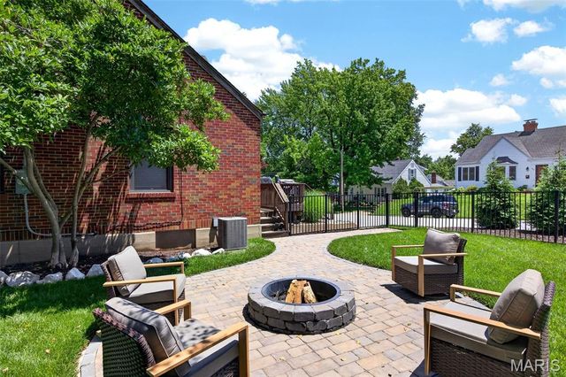 1901 Krekel Place, St Charles, MO 63301