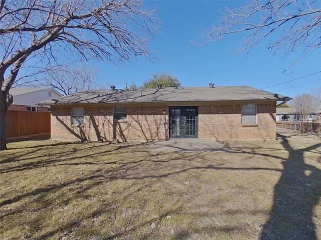 1016 Kay Lynn Street, Mansfield, TX 76063