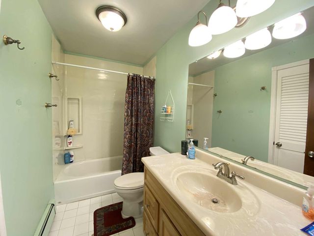 25 Topstone Drive, Danbury, CT 06810