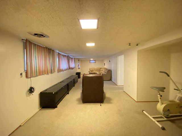 25 Topstone Drive, Danbury, CT 06810