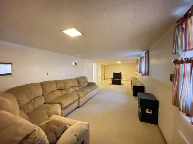 25 Topstone Drive, Danbury, CT 06810