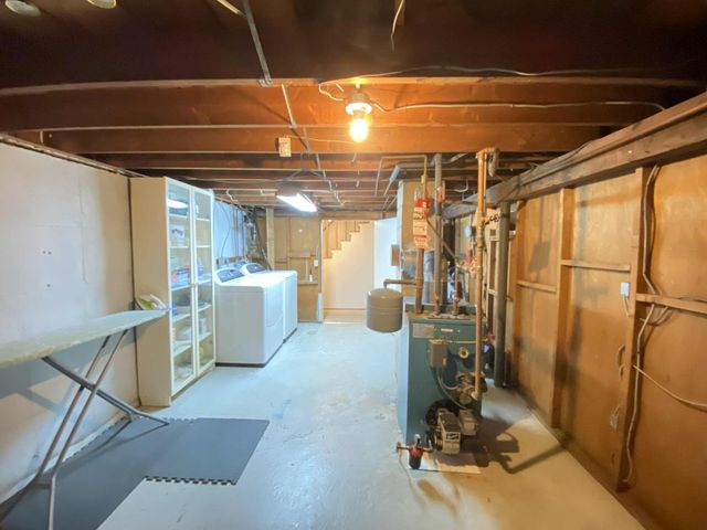 25 Topstone Drive, Danbury, CT 06810