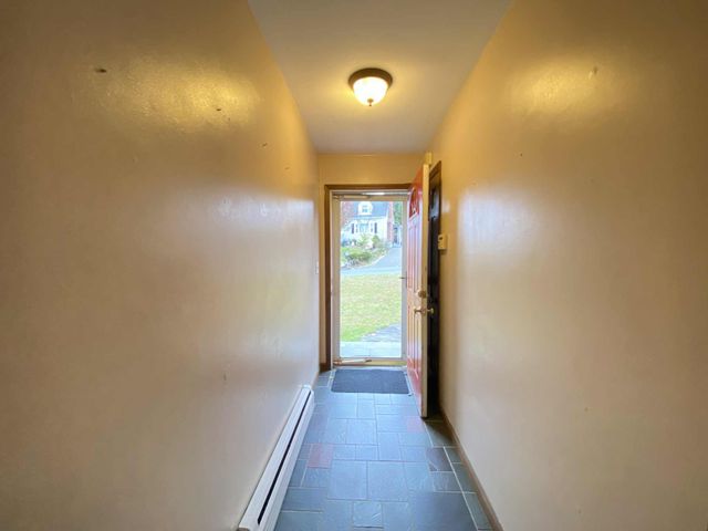 25 Topstone Drive, Danbury, CT 06810