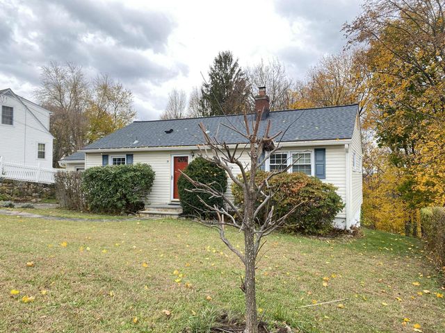 25 Topstone Drive, Danbury, CT 06810