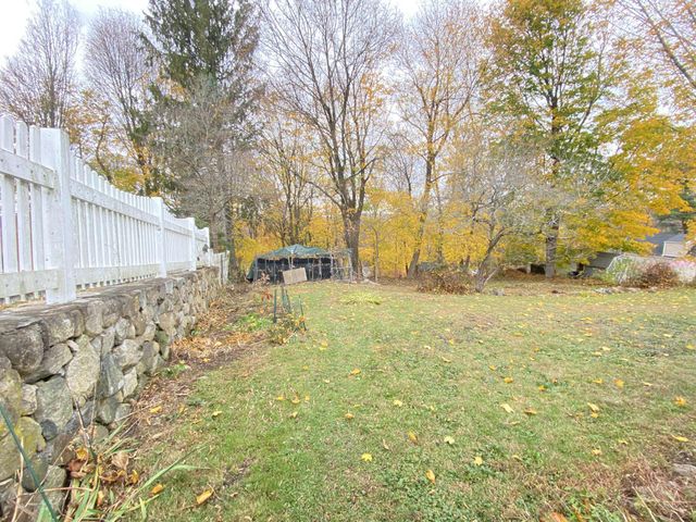 25 Topstone Drive, Danbury, CT 06810