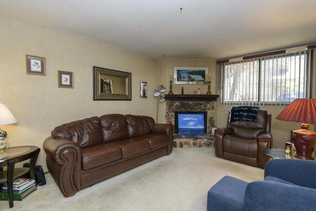 7821 W Heather AVENUE, Milwaukee, WI 53223