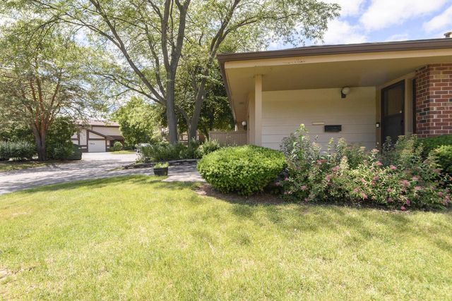 7821 W Heather AVENUE, Milwaukee, WI 53223