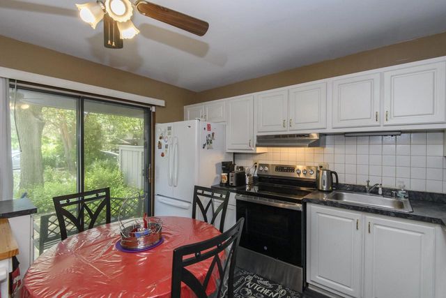 7821 W Heather AVENUE, Milwaukee, WI 53223