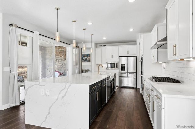 8507 Hotchkiss Loop, Littleton, CO 80125