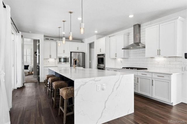 8507 Hotchkiss Loop, Littleton, CO 80125