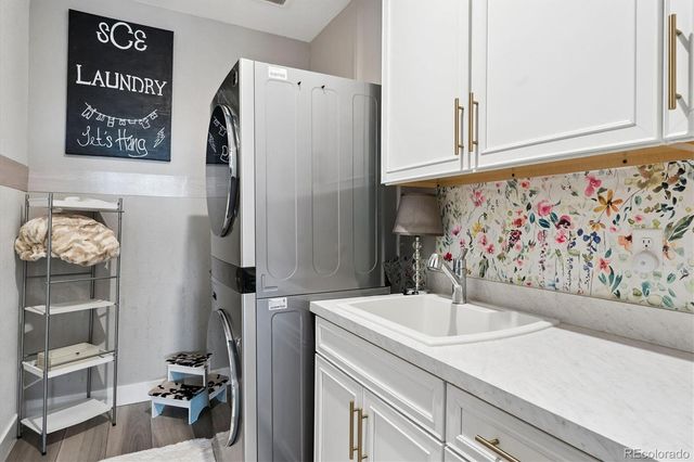 8507 Hotchkiss Loop, Littleton, CO 80125