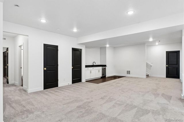 8507 Hotchkiss Loop, Littleton, CO 80125