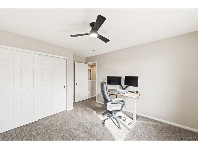 5247 S Riviera Cir, Aurora, CO 80015