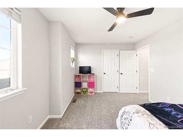5247 S Riviera Cir, Aurora, CO 80015