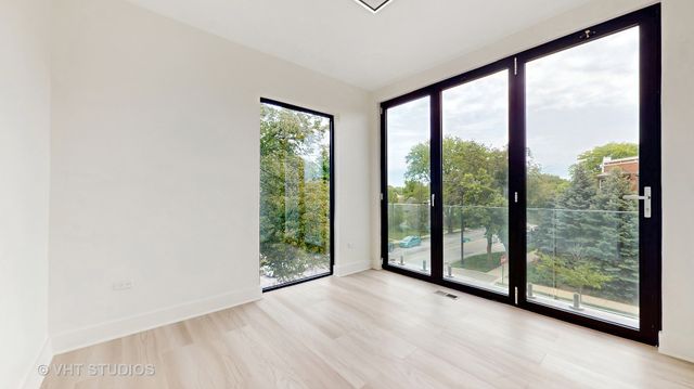 6334 Hennings Court, Morton Grove, IL 60053