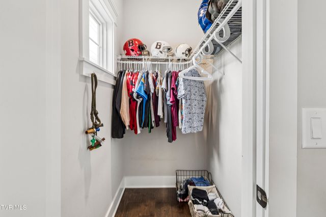 822 Hales Chapel Road, Johnson City, TN 37615