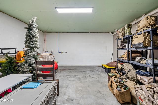 822 Hales Chapel Road, Johnson City, TN 37615