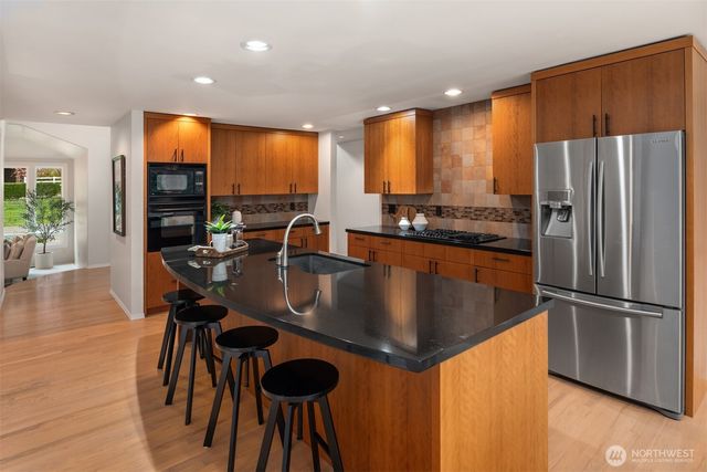 16005 NE 160th Street, Woodinville, WA 98072