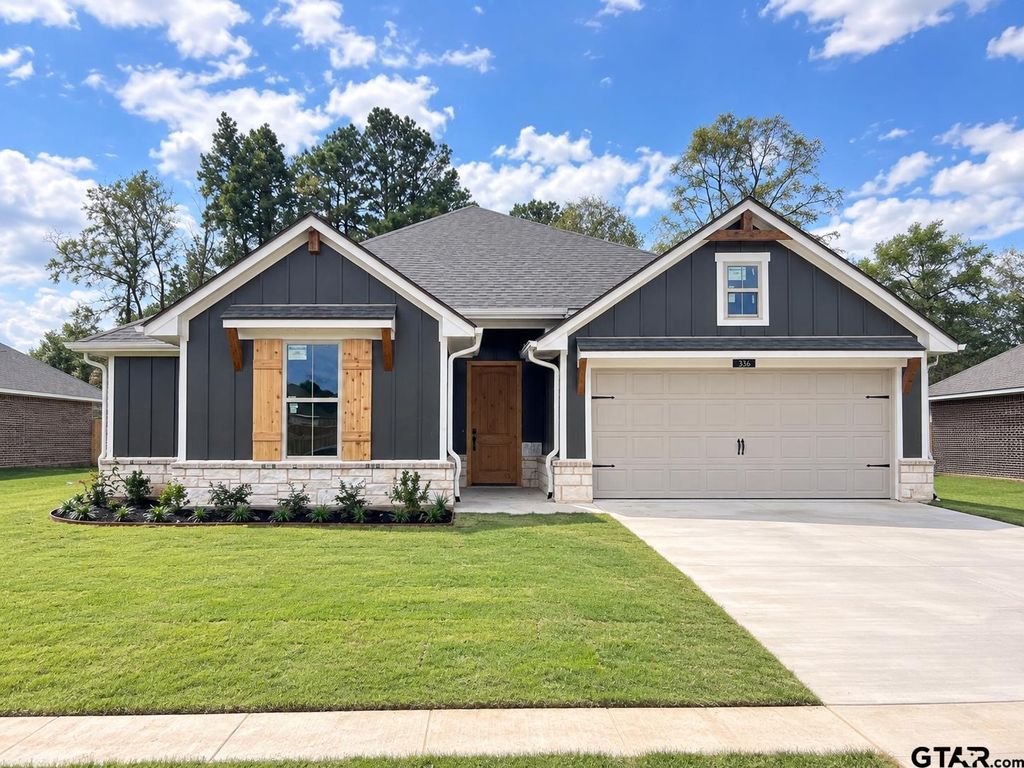 336 Erica Way, Lindale, TX 75771