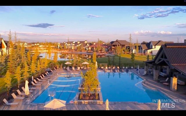 3696 N Templeton Way, Eagle, ID 83616