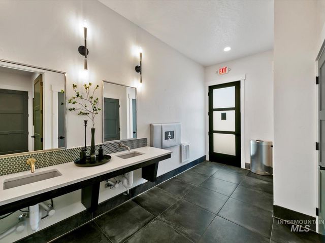 3696 N Templeton Way, Eagle, ID 83616