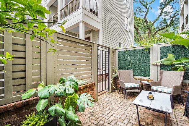 718 Tattnall Street, Savannah, GA 31401