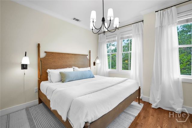 718 Tattnall Street, Savannah, GA 31401
